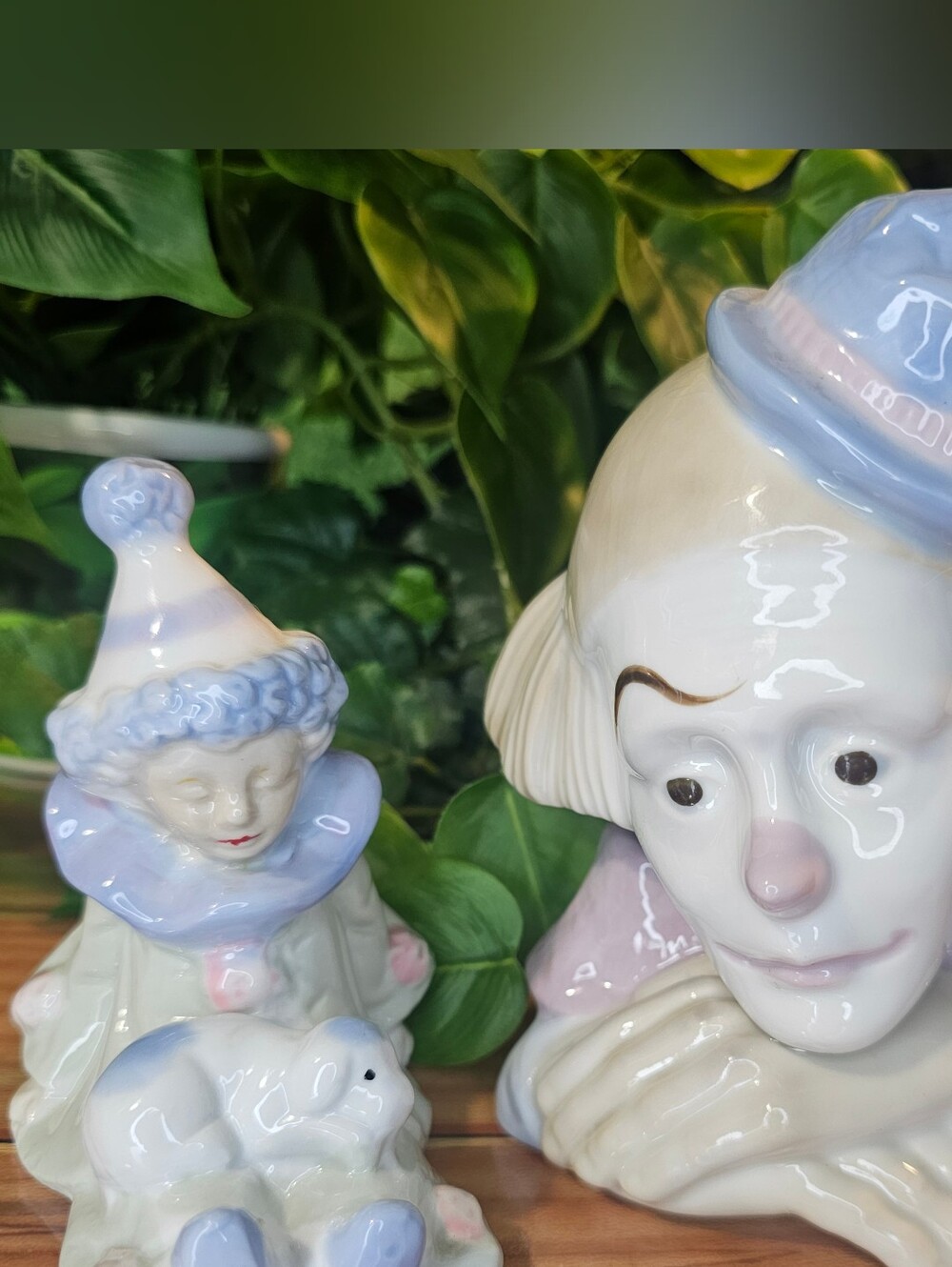 Vintage Pastel Porcelain Clown Figurines Lot of 2 Large Clown Bust & Seated Clow